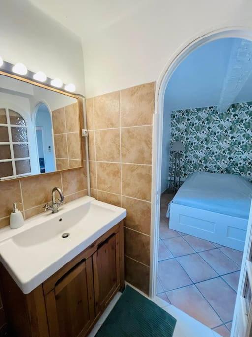 Appartement De Charme 2 Pieces A Toulon